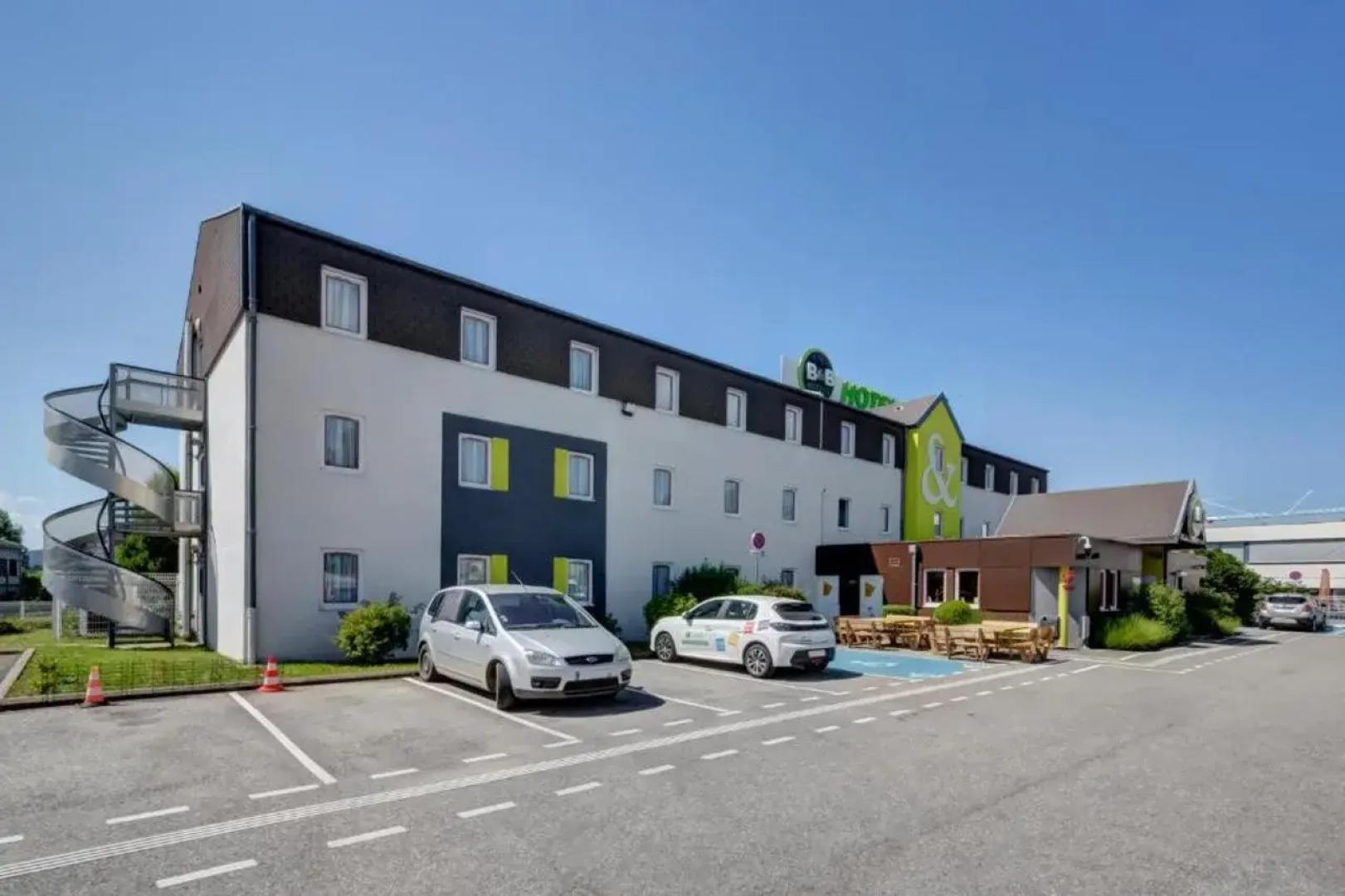 B&B HOTEL Annecy Argonay