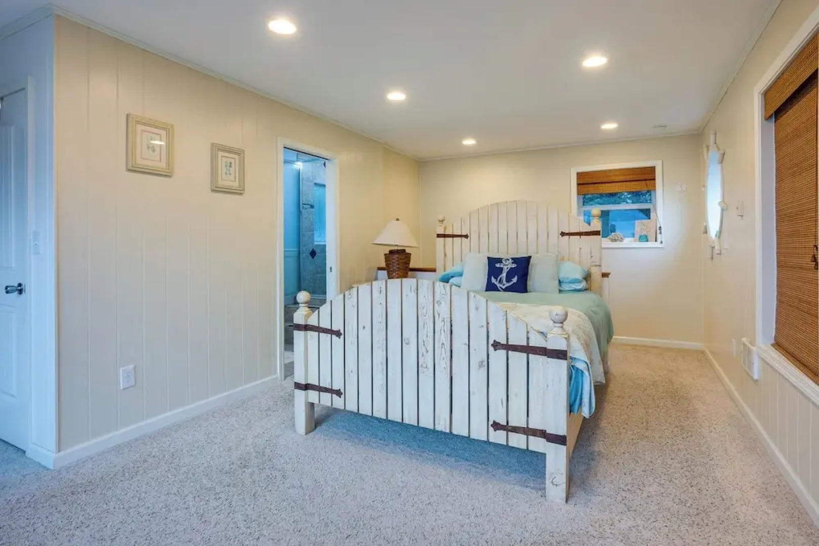 Oceanfront Home in Port Orford: The Lighthouse