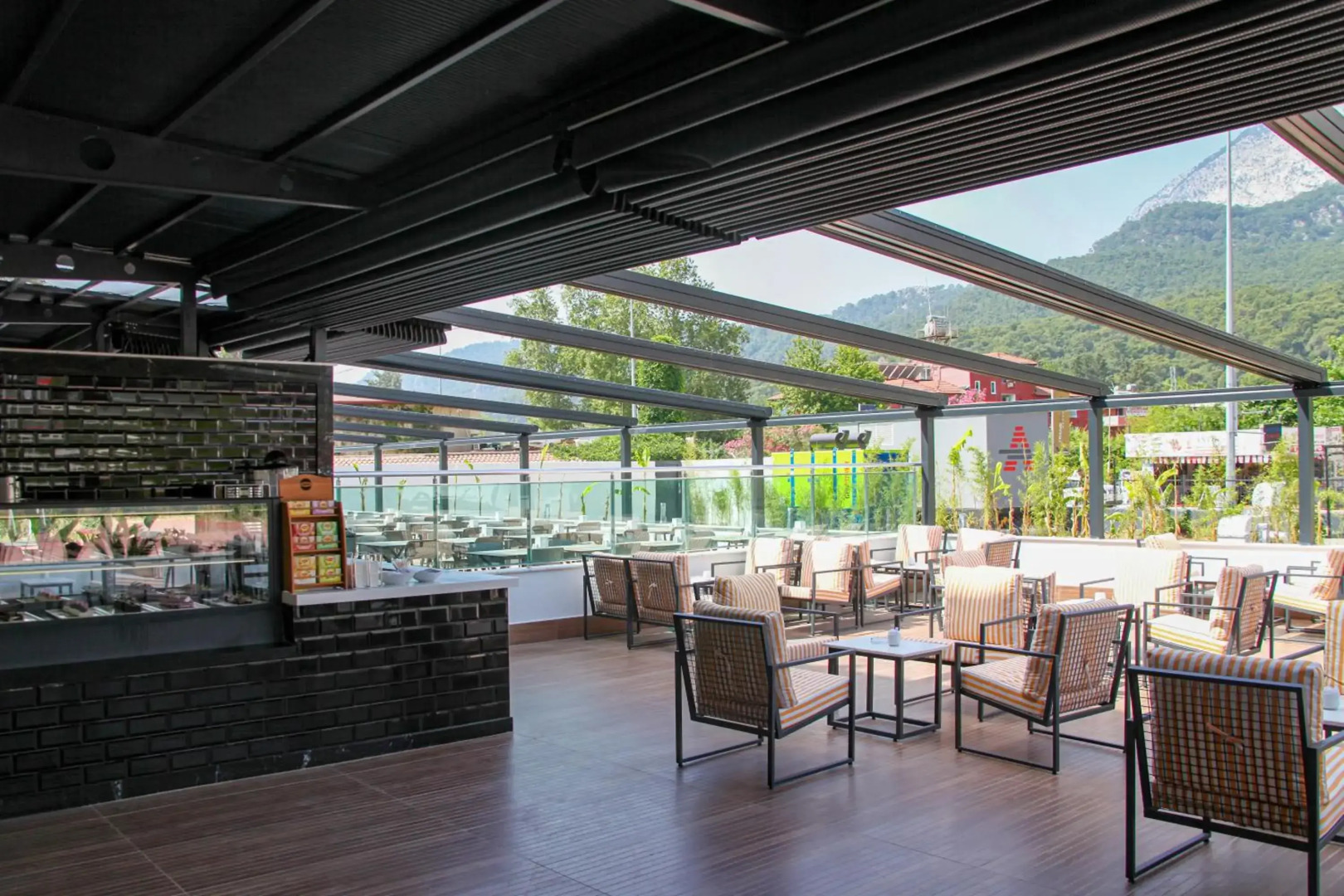 Transatlantik Beach Hotel