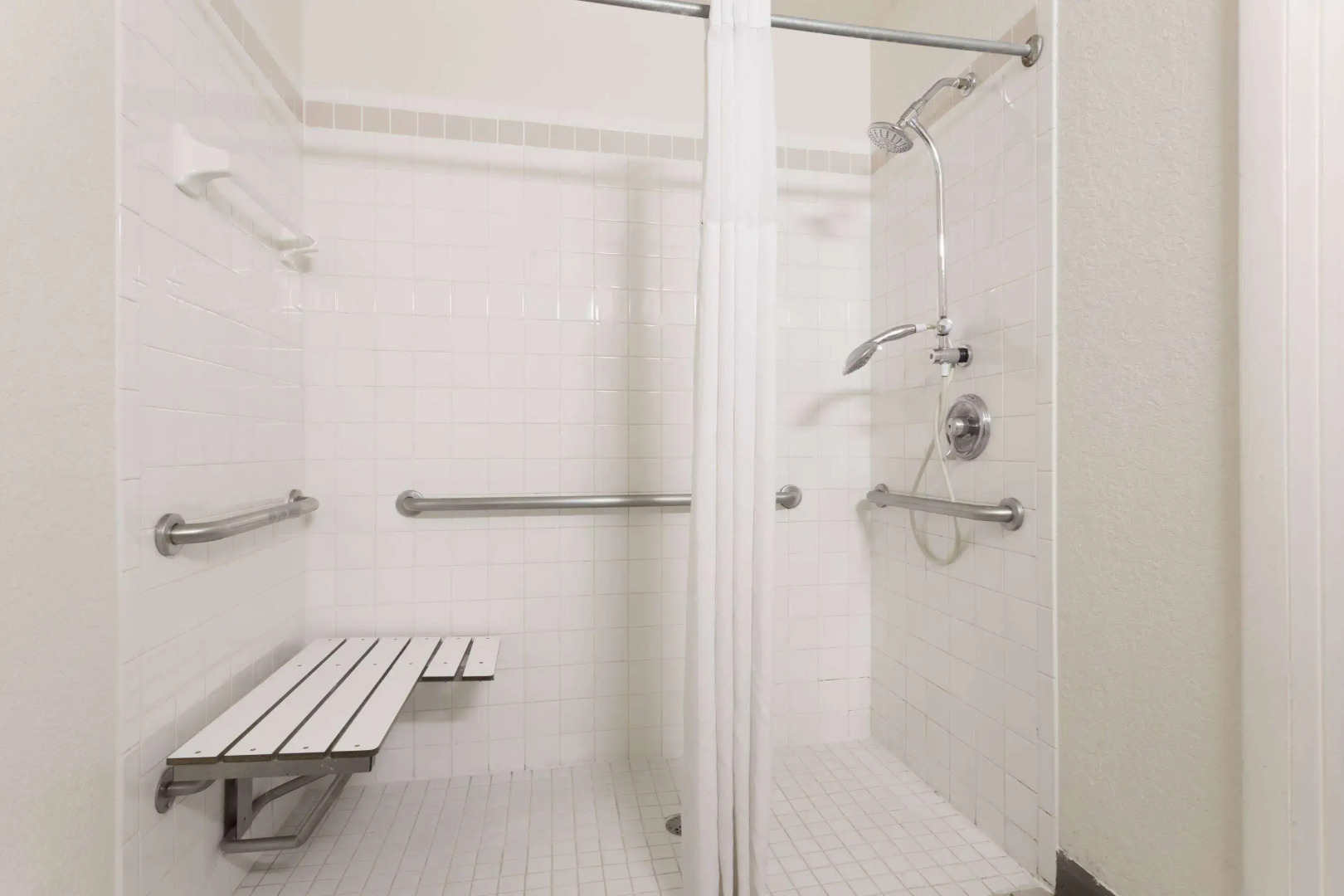 Days Inn by Wyndham Sarasota I-75