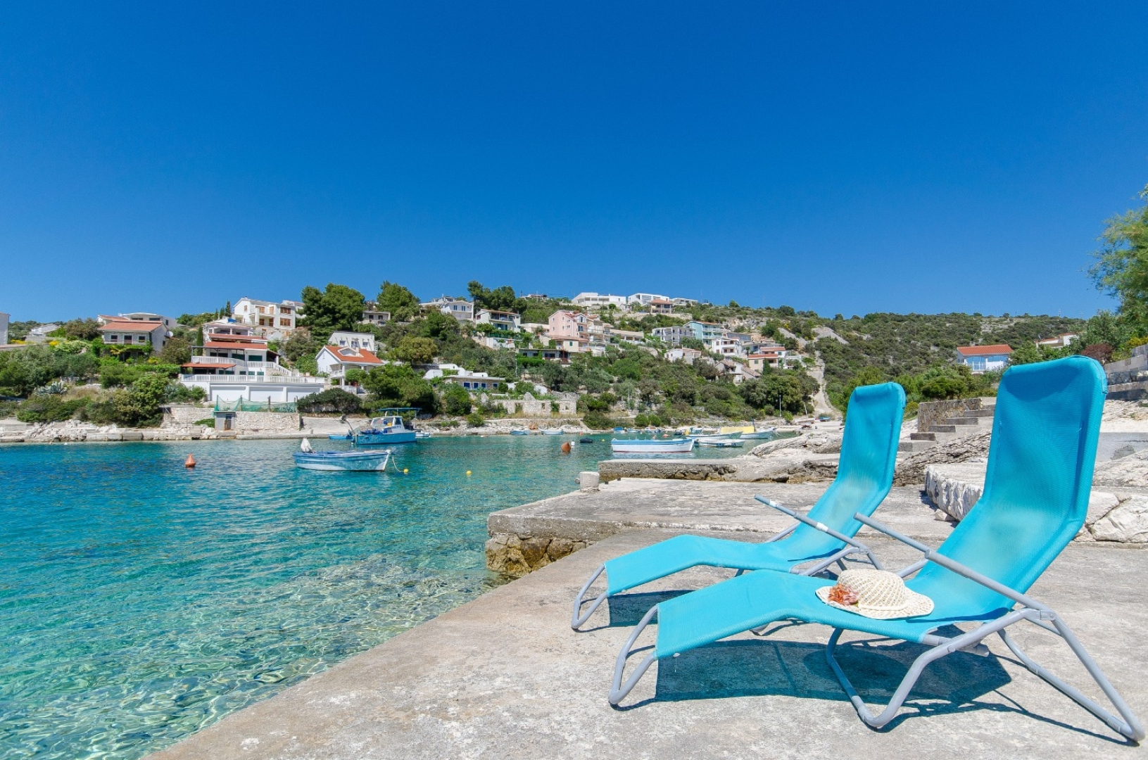 Apartment Bosiljka - by the sea: A2 Sevid, Riviera Trogir