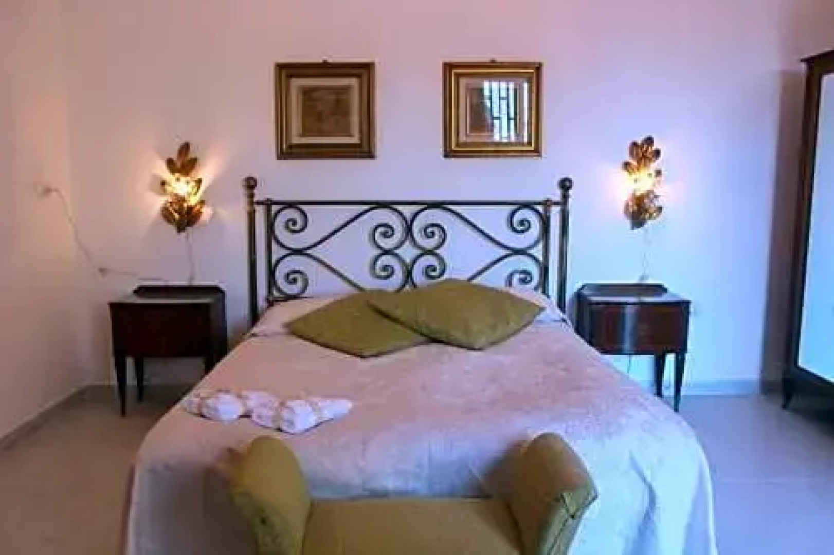 LeTreDonne-Villa con piscina