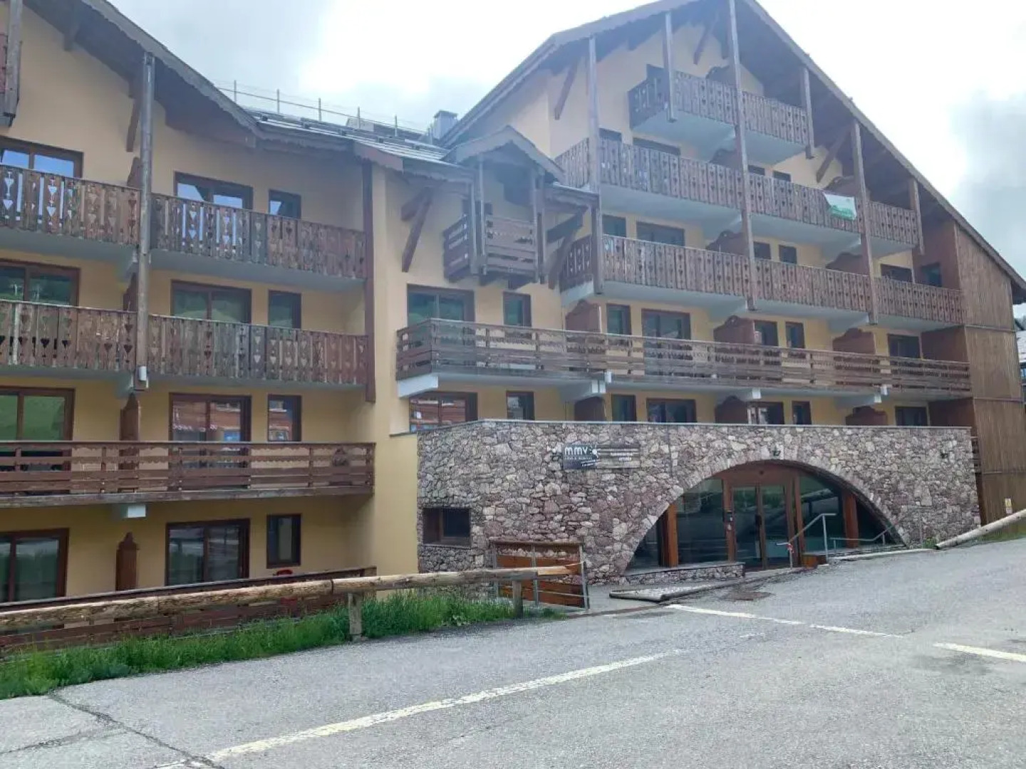 Duplex risoul 1850 résidence antares