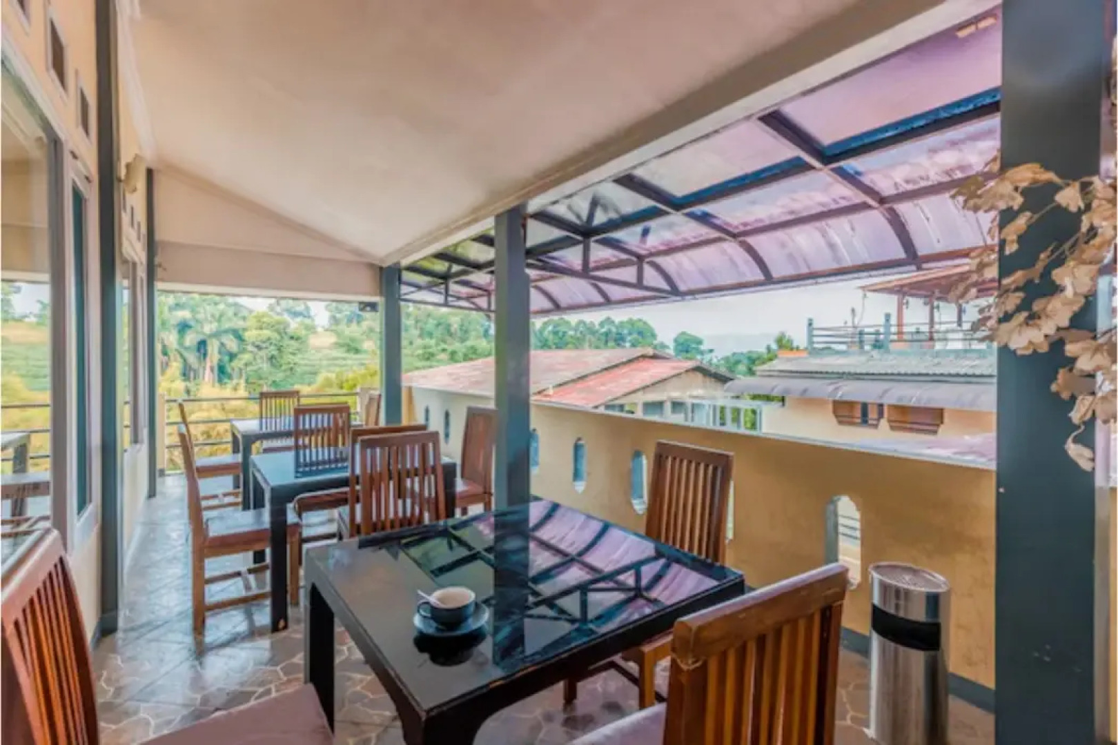 Hotel O Bogor Puncak Near Padang Golf Bukit Pelangi Formerly Gunung Geulis Village