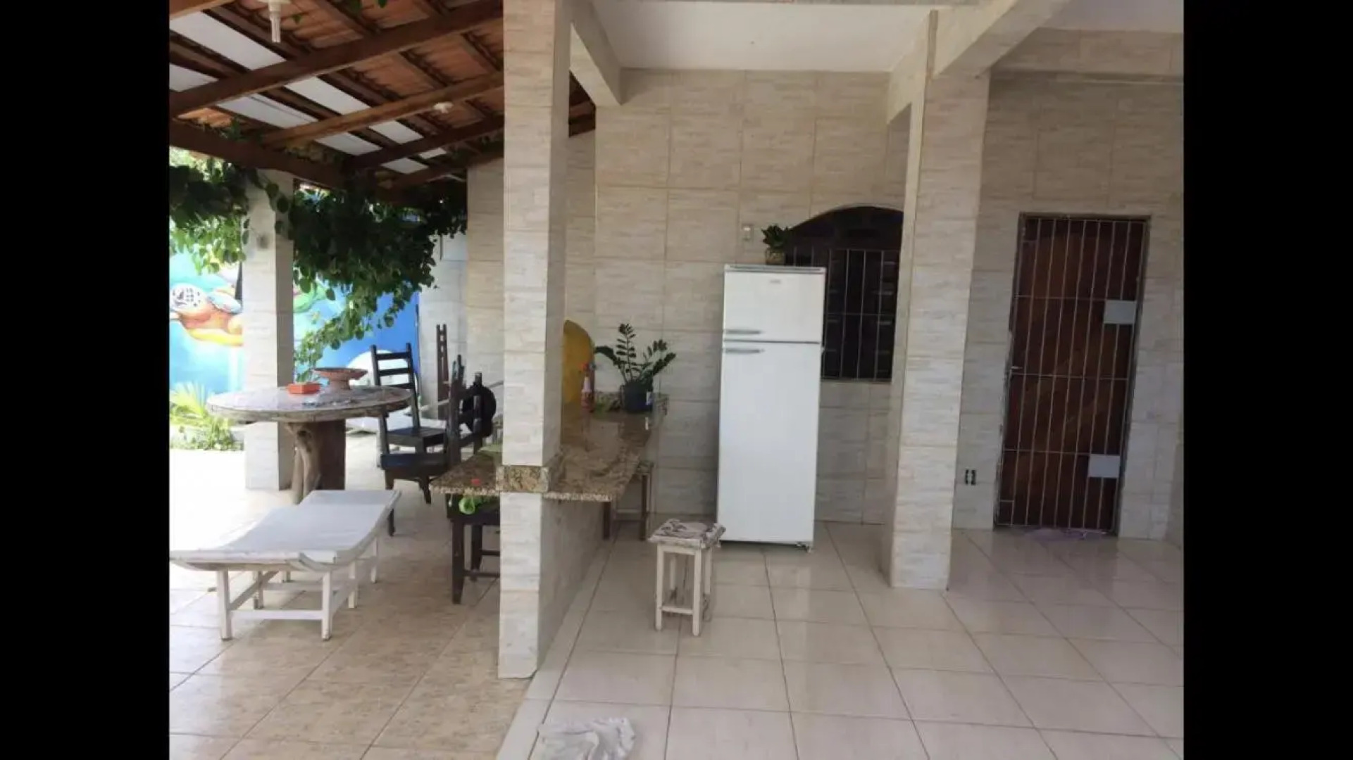 Casa Temporada Frente à Praia Piscina Ar cond Nova Viçosa VA