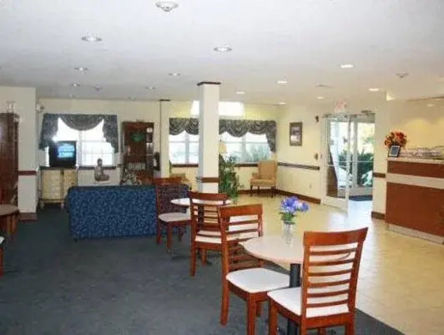 Rincon Inn and Suites
