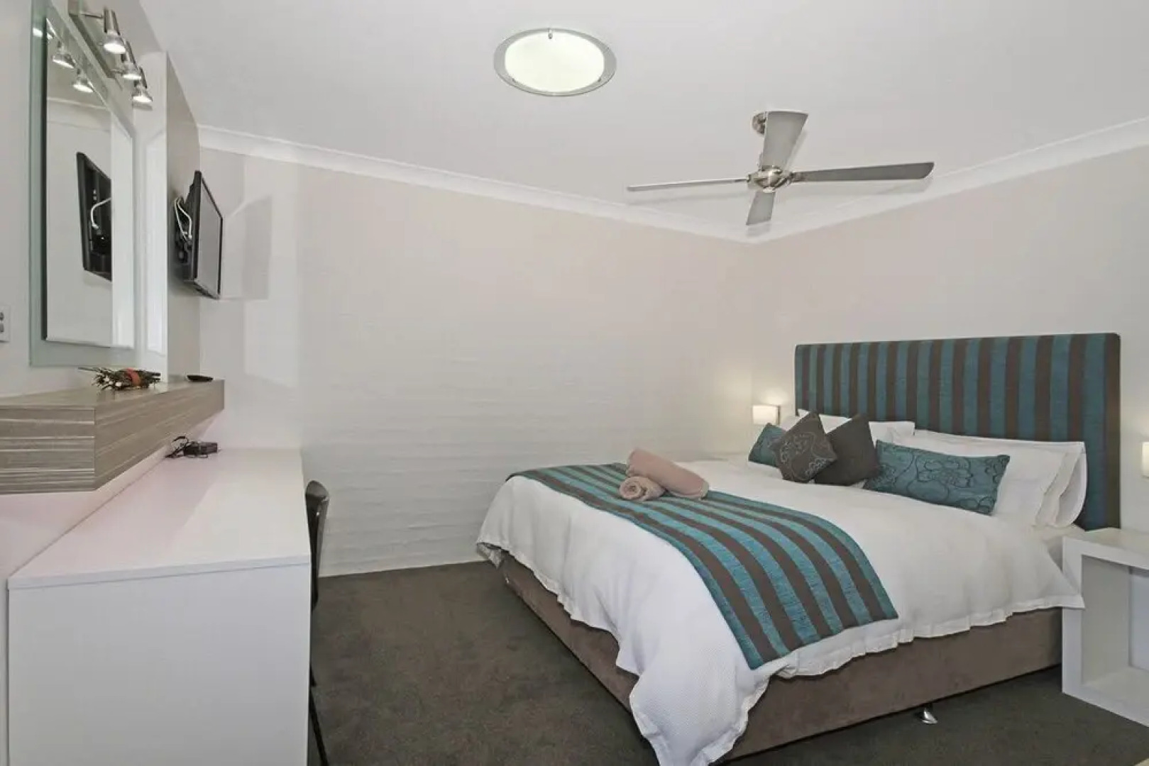 Mariners on Mollymook