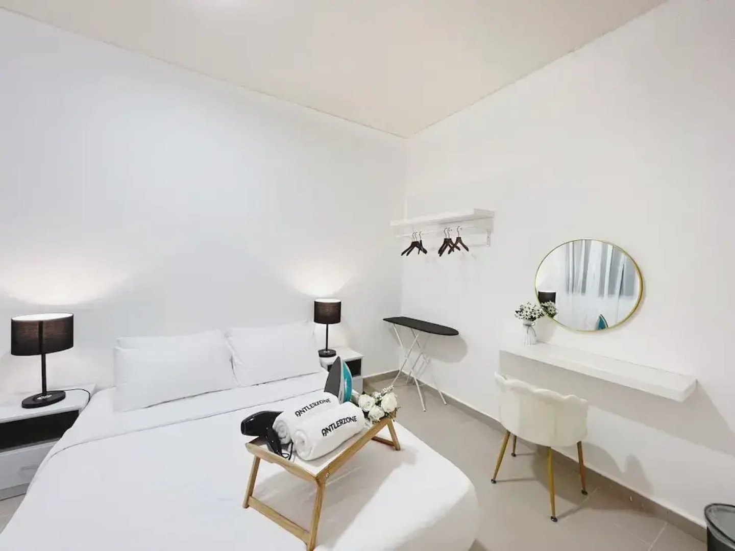 Tiara Desaru By Antlerzone