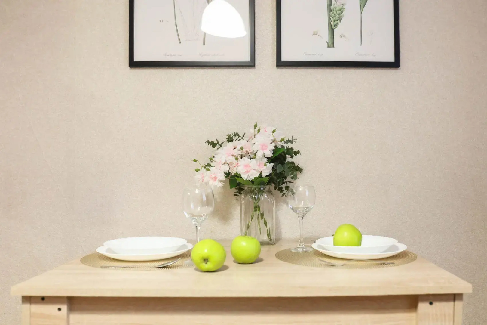 Пять звезд на Ленина 48