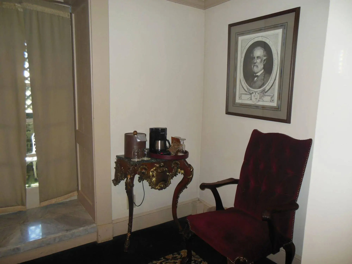 Cedar Grove Mansion Inn & Restaurant