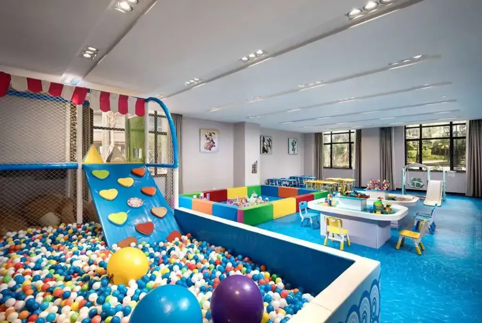 Days Hotel & Suites Venice Nanguo