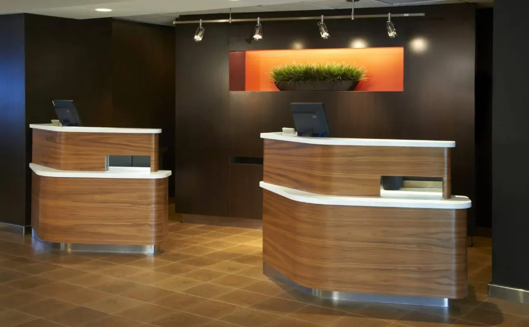 Courtyard by Marriott Detroit Warren