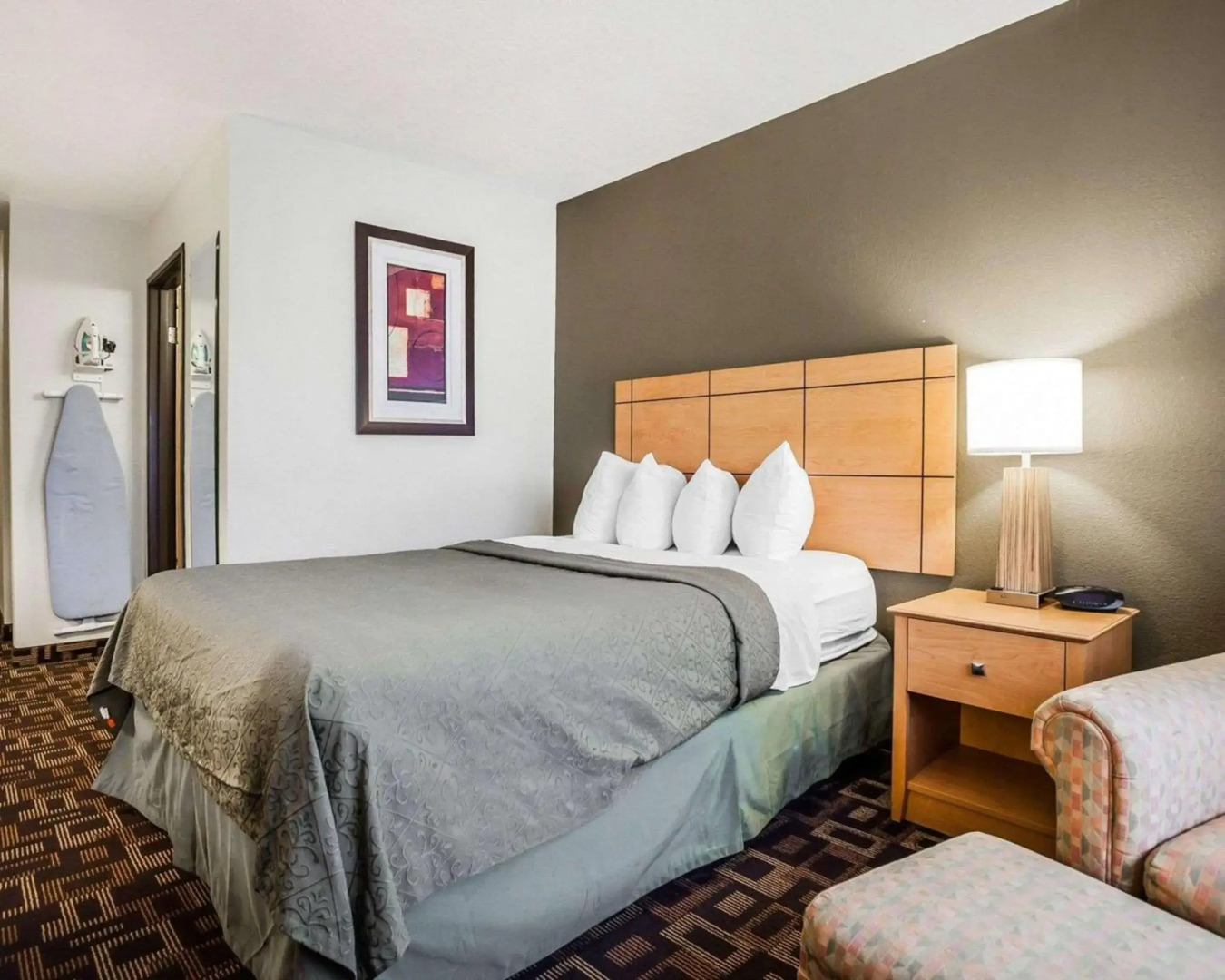 Quality Inn & Suites Des Moines Airport