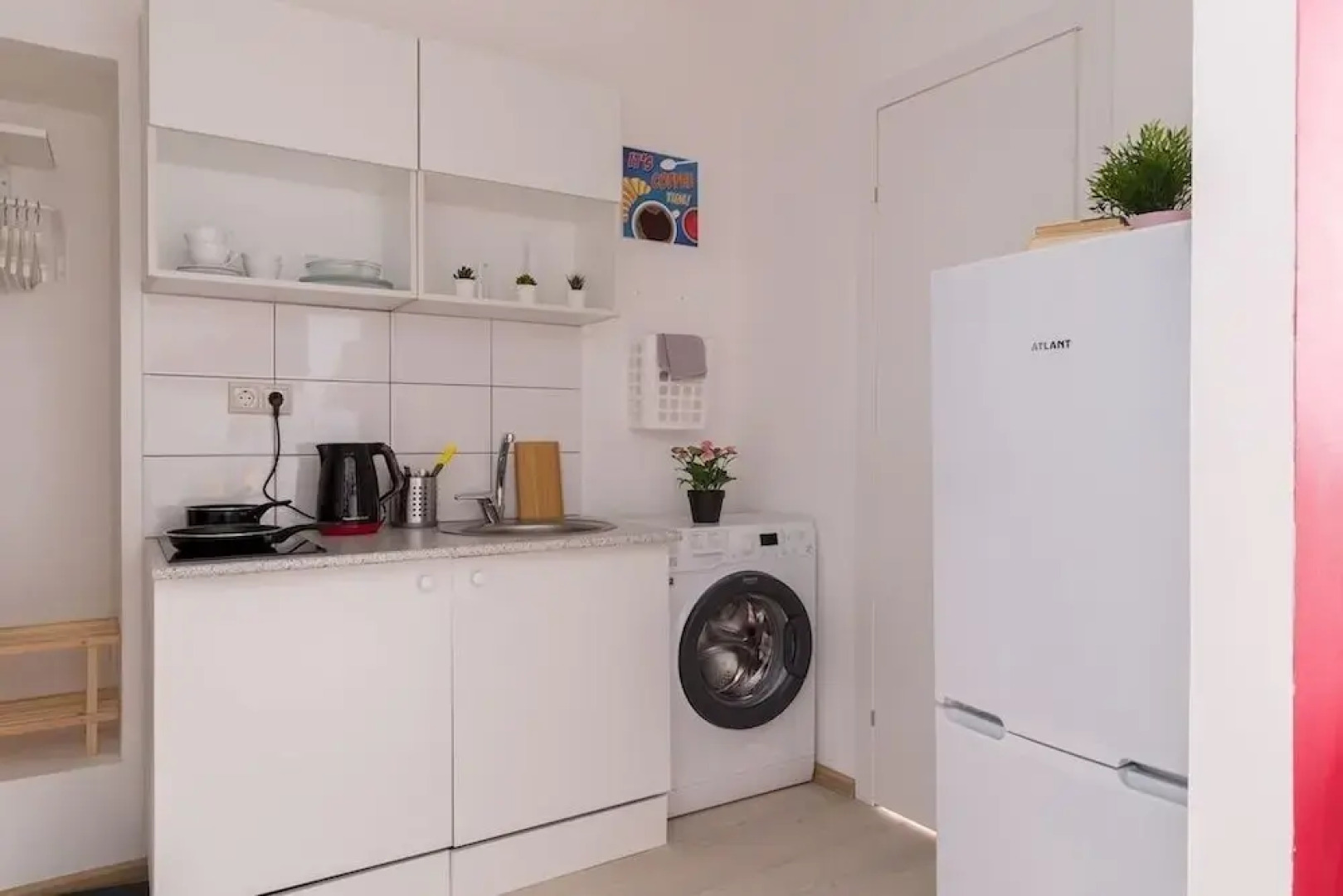 Апартаменты и студия RedHouse