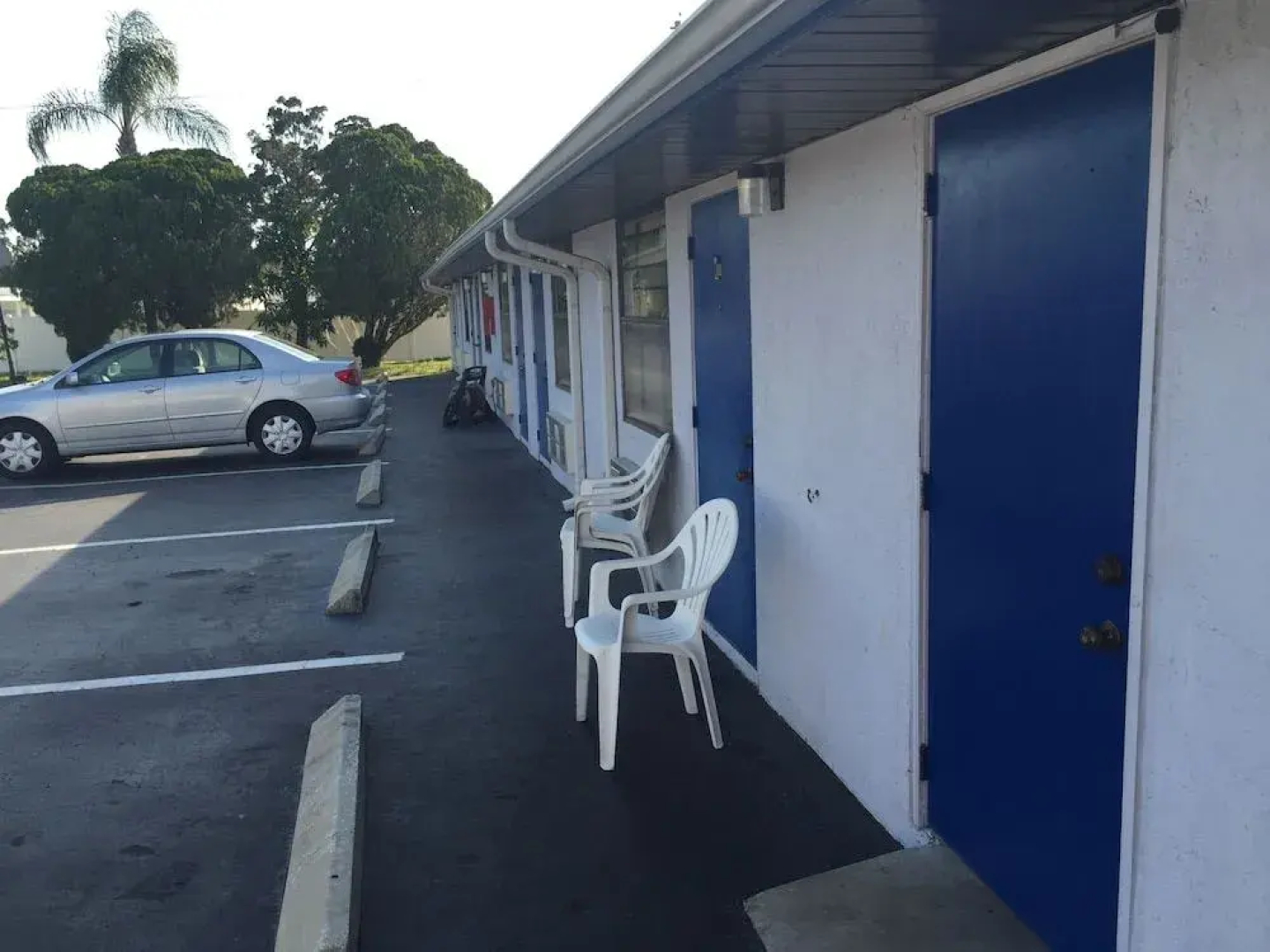 Sebring Inn