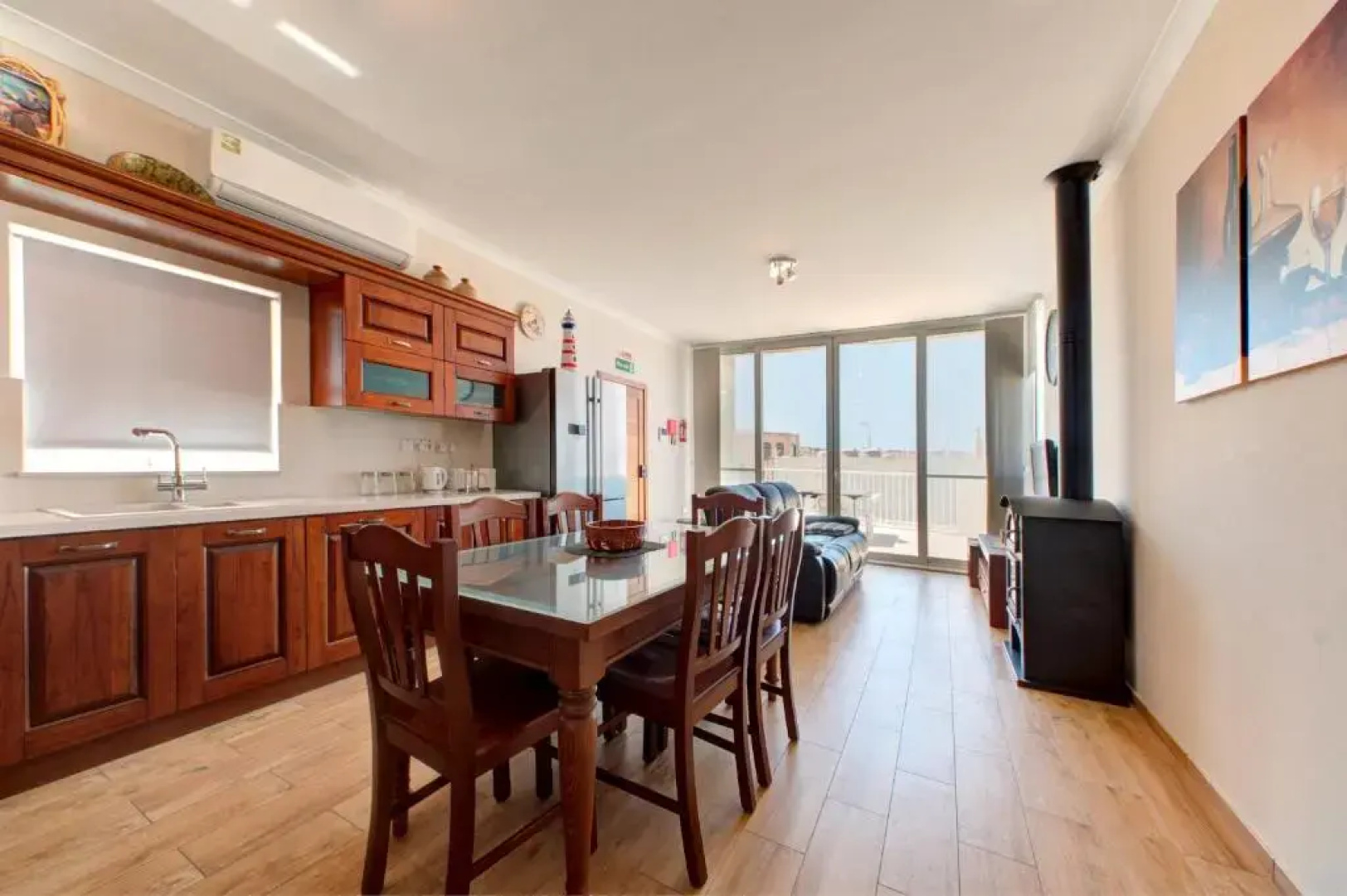 Modern Seaside 2 BR APT w Spectacular Views