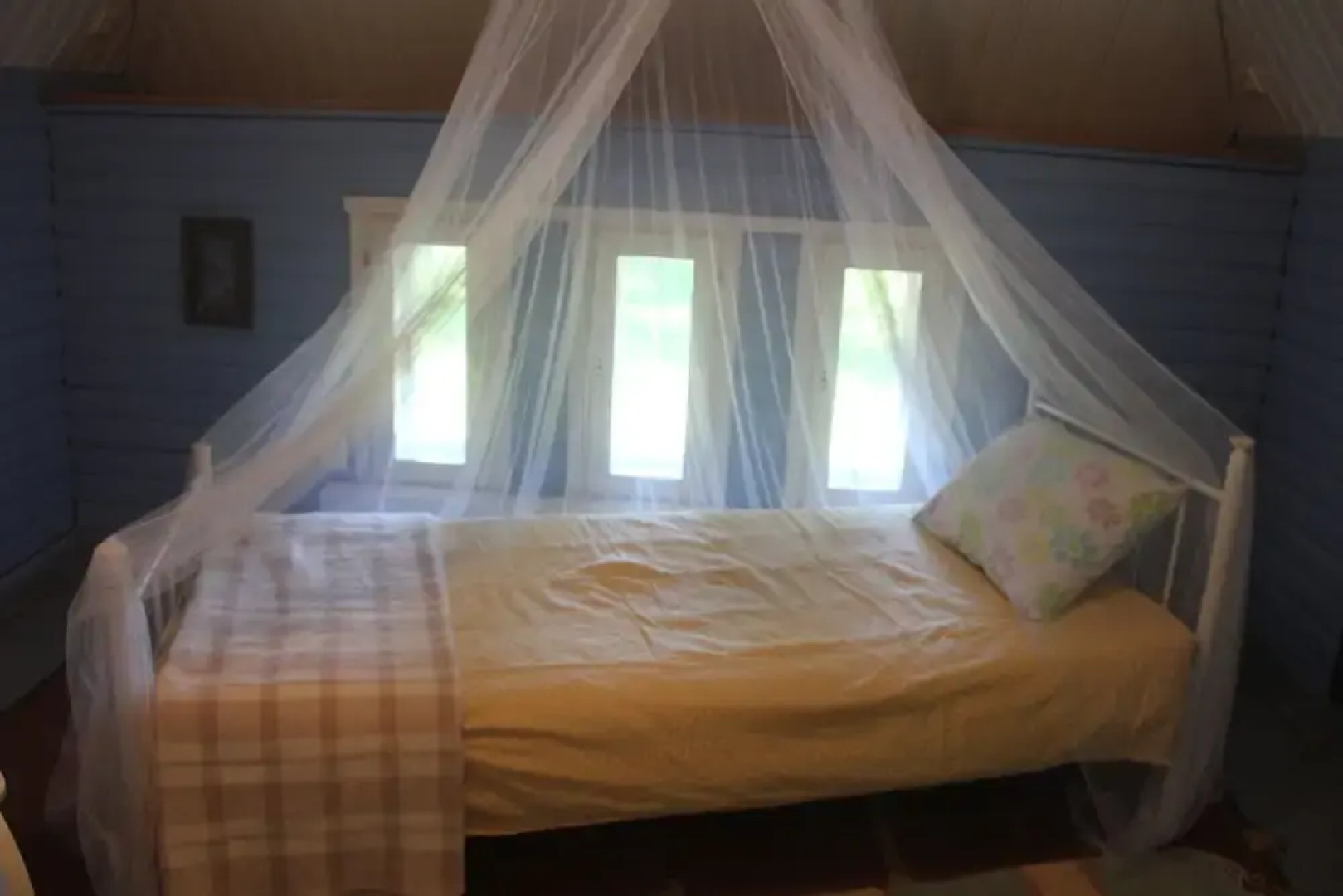 Majatalo Veikeä Vuohi