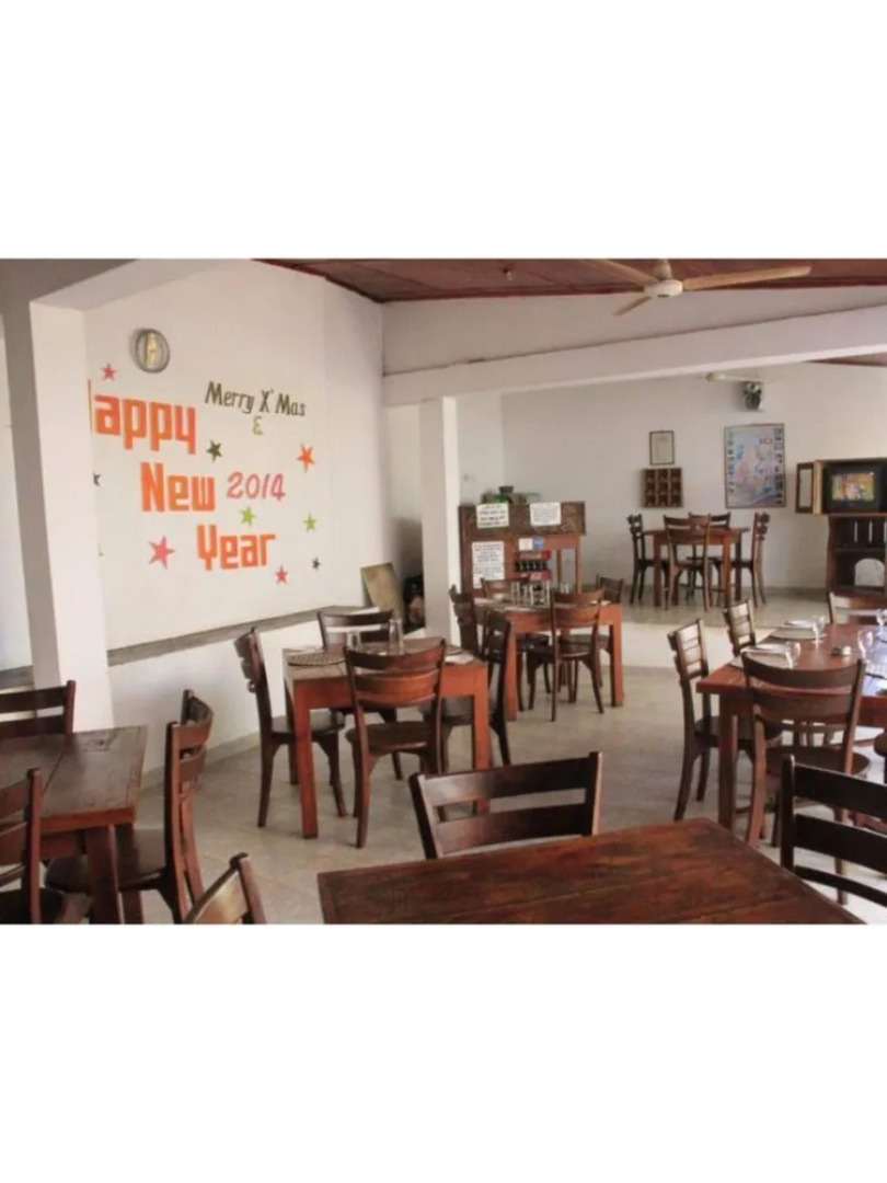 Hotel Happy Night Holiday Inn