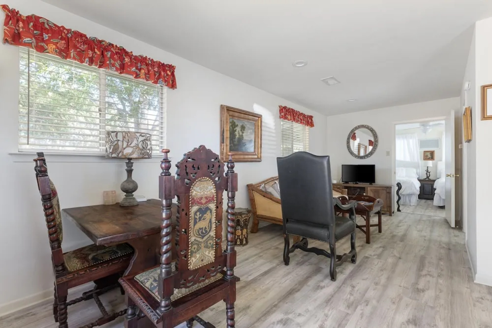 Guadalupe Bluff Farmhouse 3 Bedroom Home by RedAwning