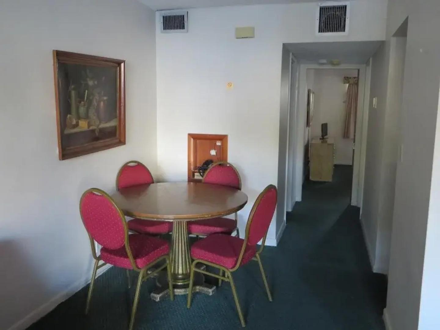 Dee Jay Beach Resort