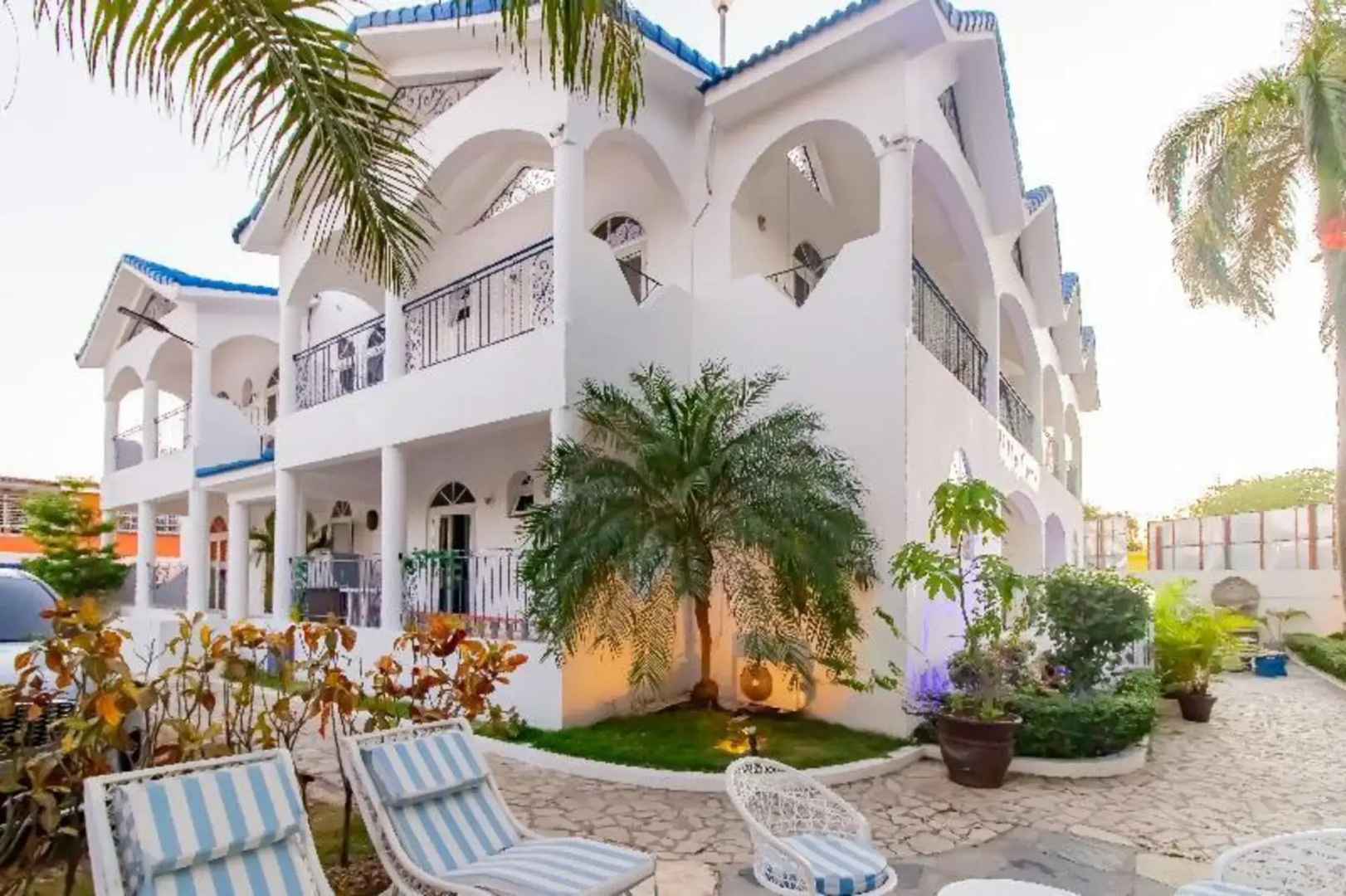 Hotel Villa Capri Salon & SPA