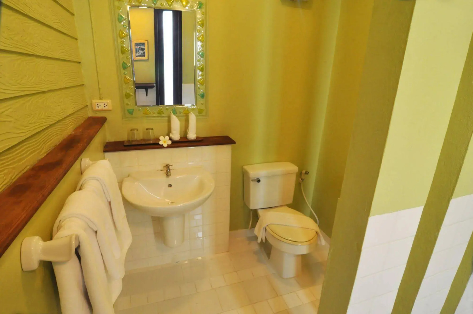 Pier 42 Boutique Resort & Spa