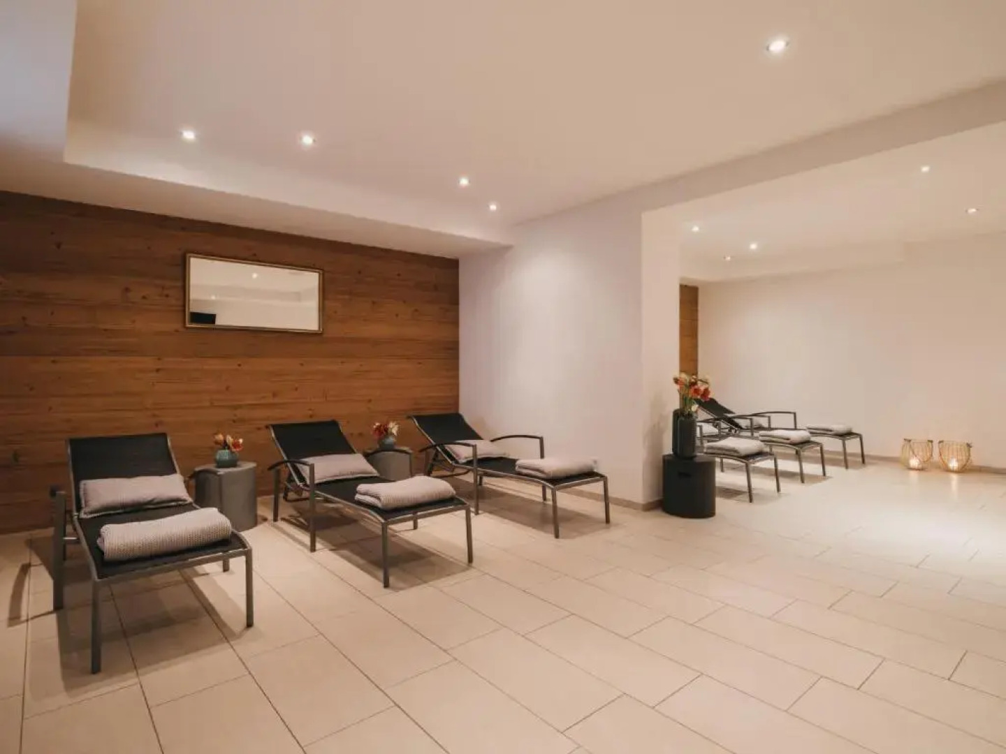 Appart Residence Kristall by Skinetworks