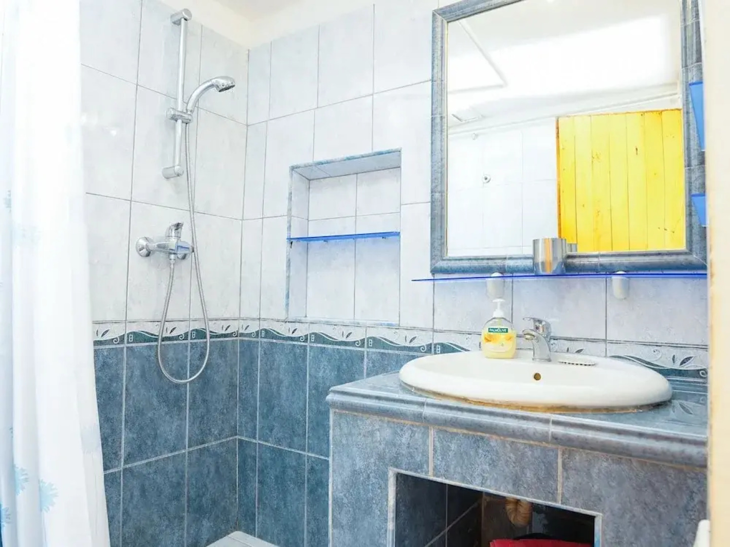 Charming Holiday Home in Banj With Private Terrace