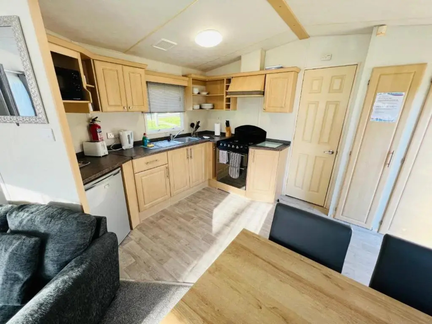 3 Bedroom Caravan KG37, Dog Friendly, Shanklin, Isle of Wight