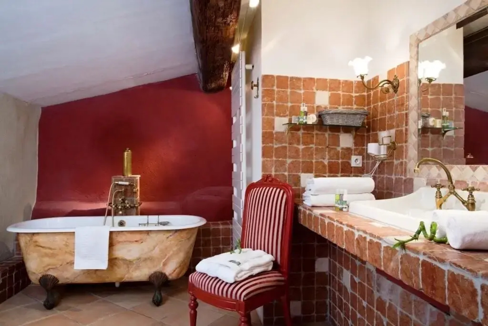 Hostellerie Le Castellas