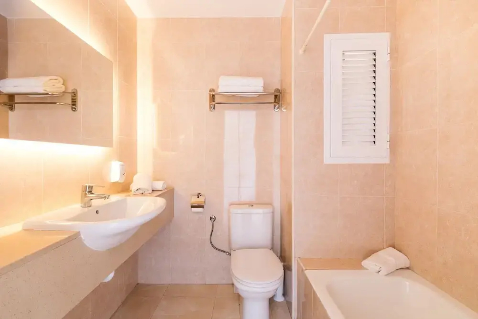 Apartment Avenida Pedro Matutes Noguera