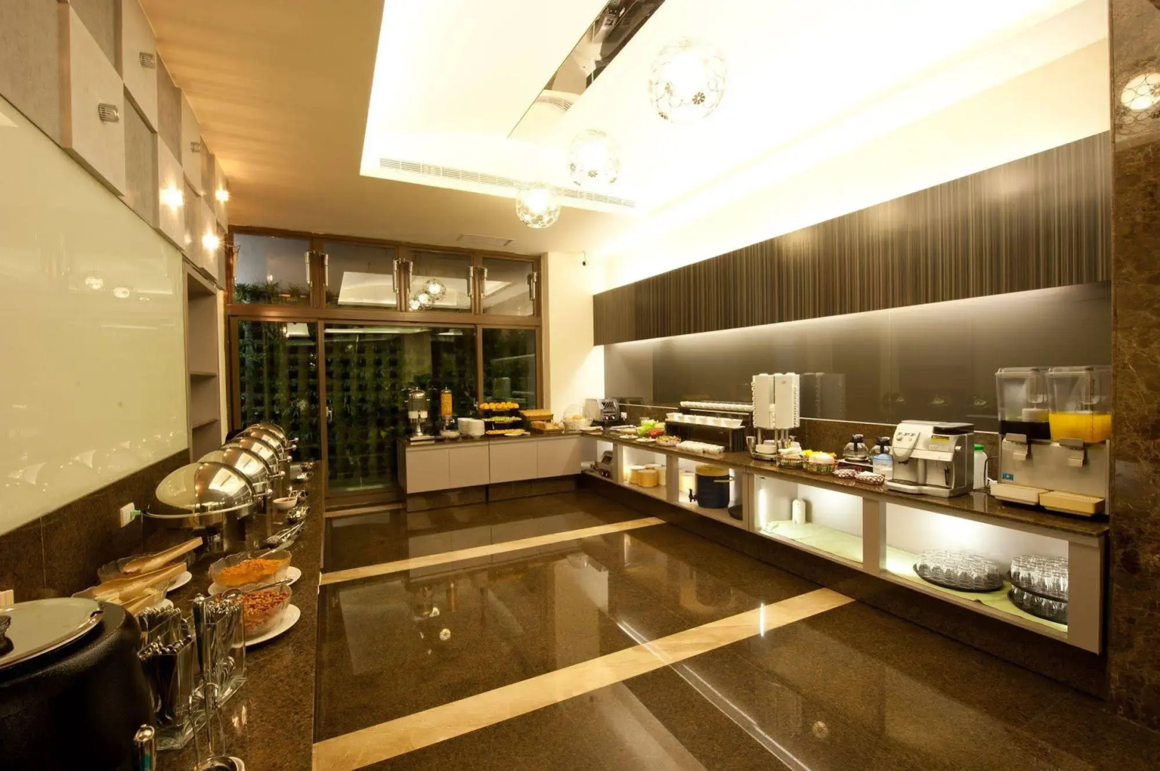 Lishiuan International Hotel