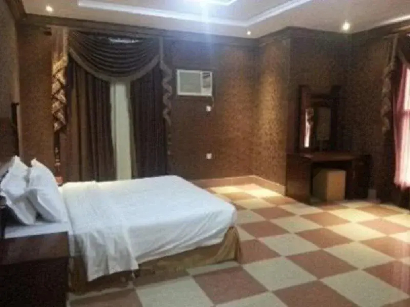 La Fontaine Lazord Suites