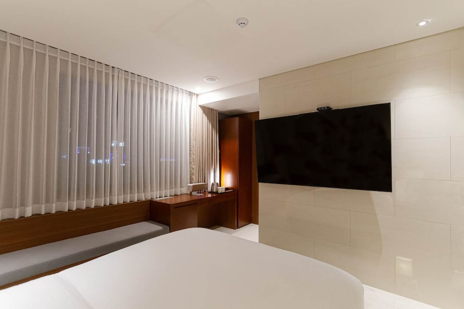 Iksan Business Tourist Hotel