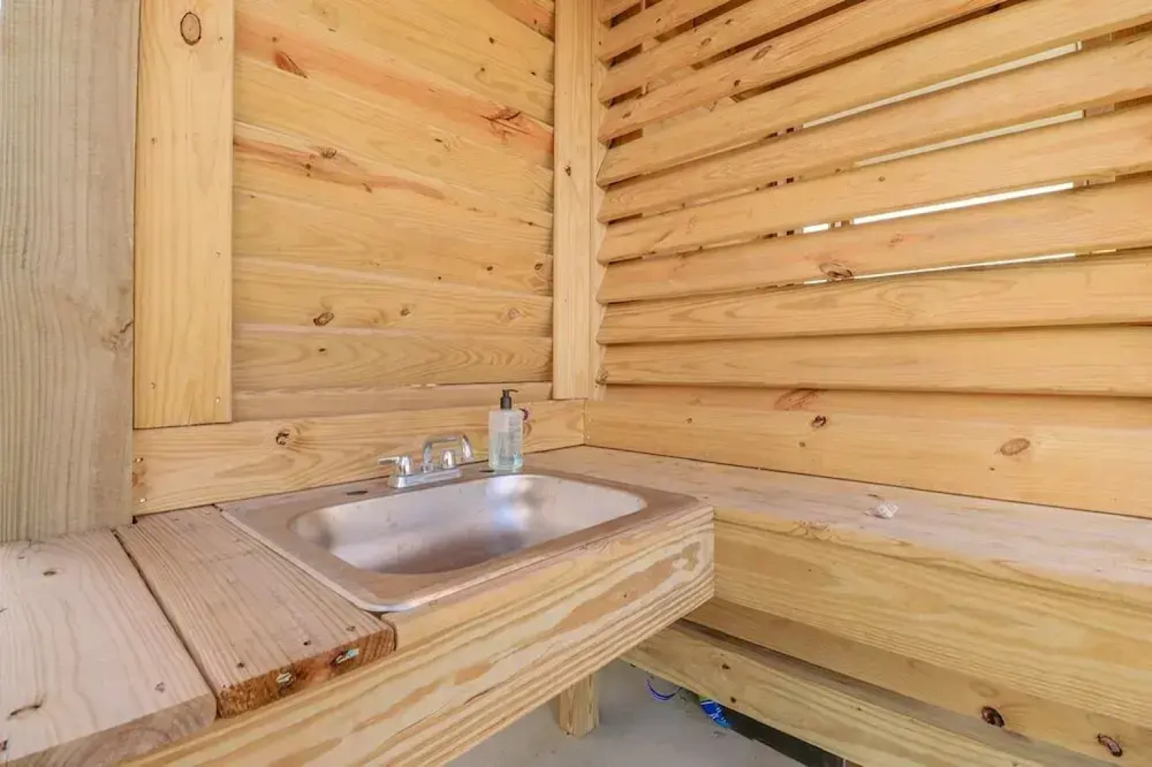 Coral Breeze 3 Bedroom Home by RedAwning