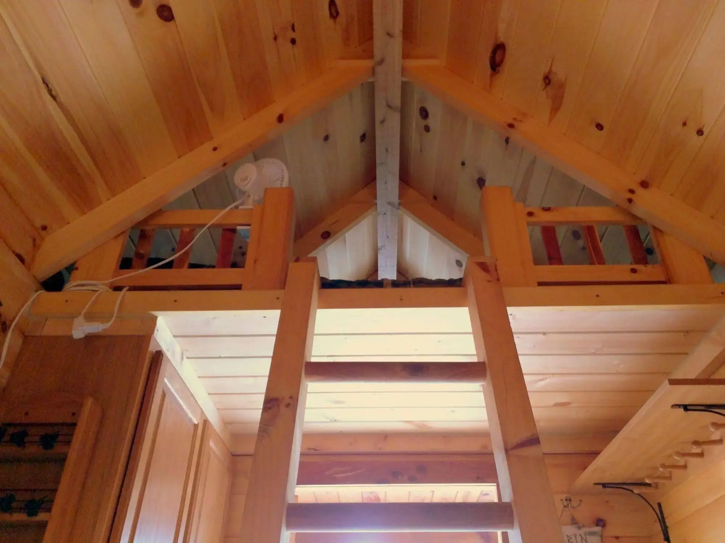 The Wayfaring Buckeye Hostel