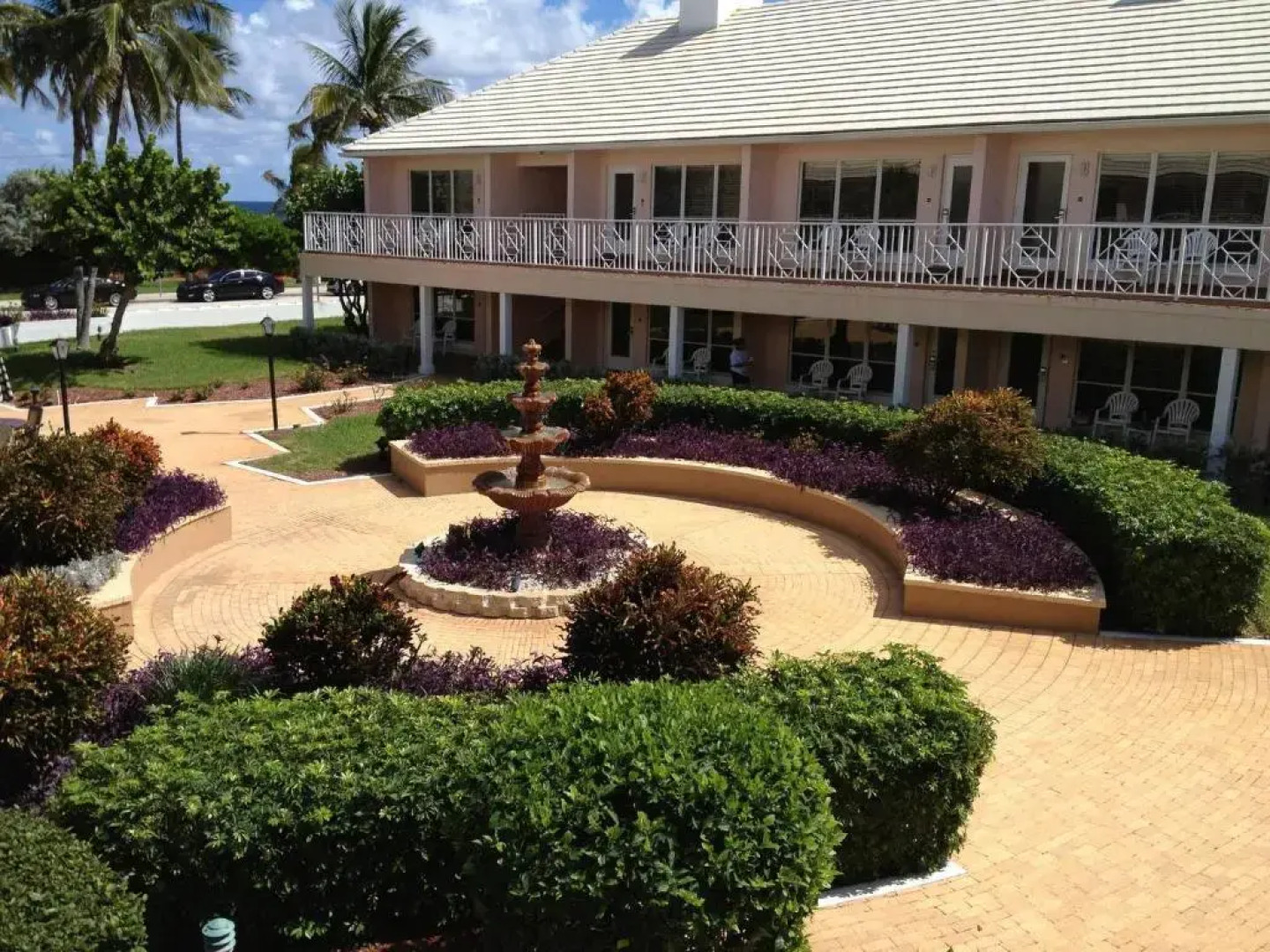 GetAways at Dover House Resort