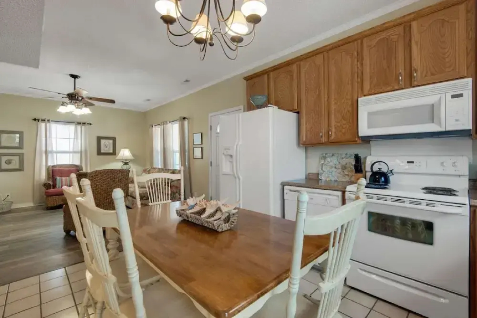 Beach Bungalow 3 Bedroom Apartment