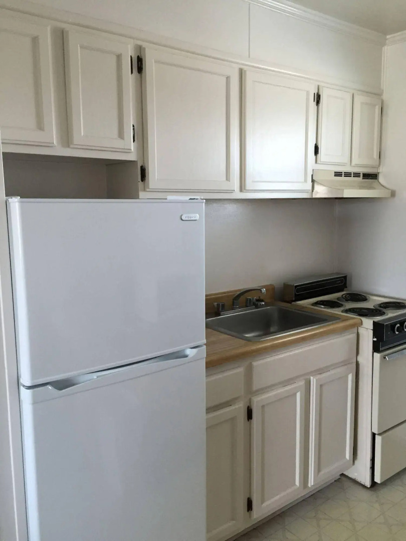 Fish Tales Boardwalk Inn