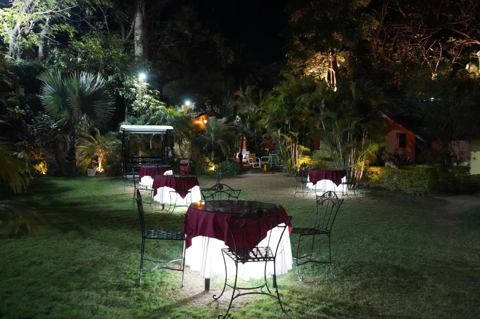 Hill 'N' You - A Boutique Garden Resort