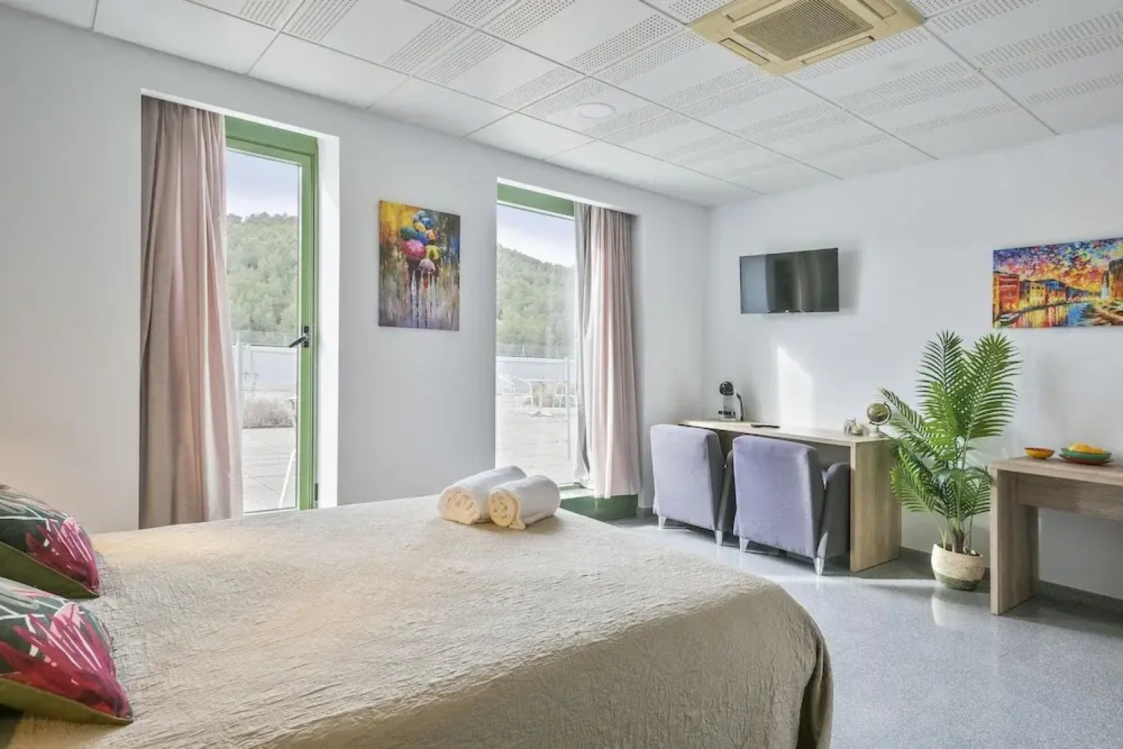 Les Begues Apartments