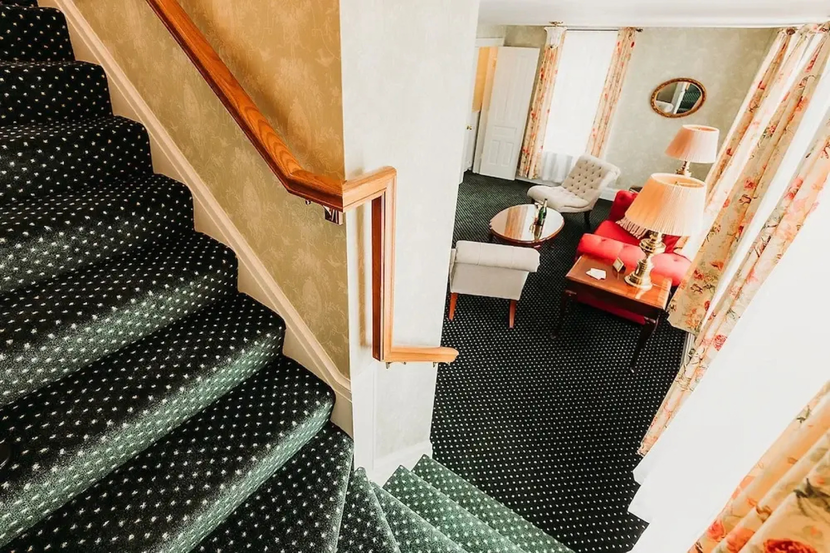 The Rochester Inn, A Historic Hotel