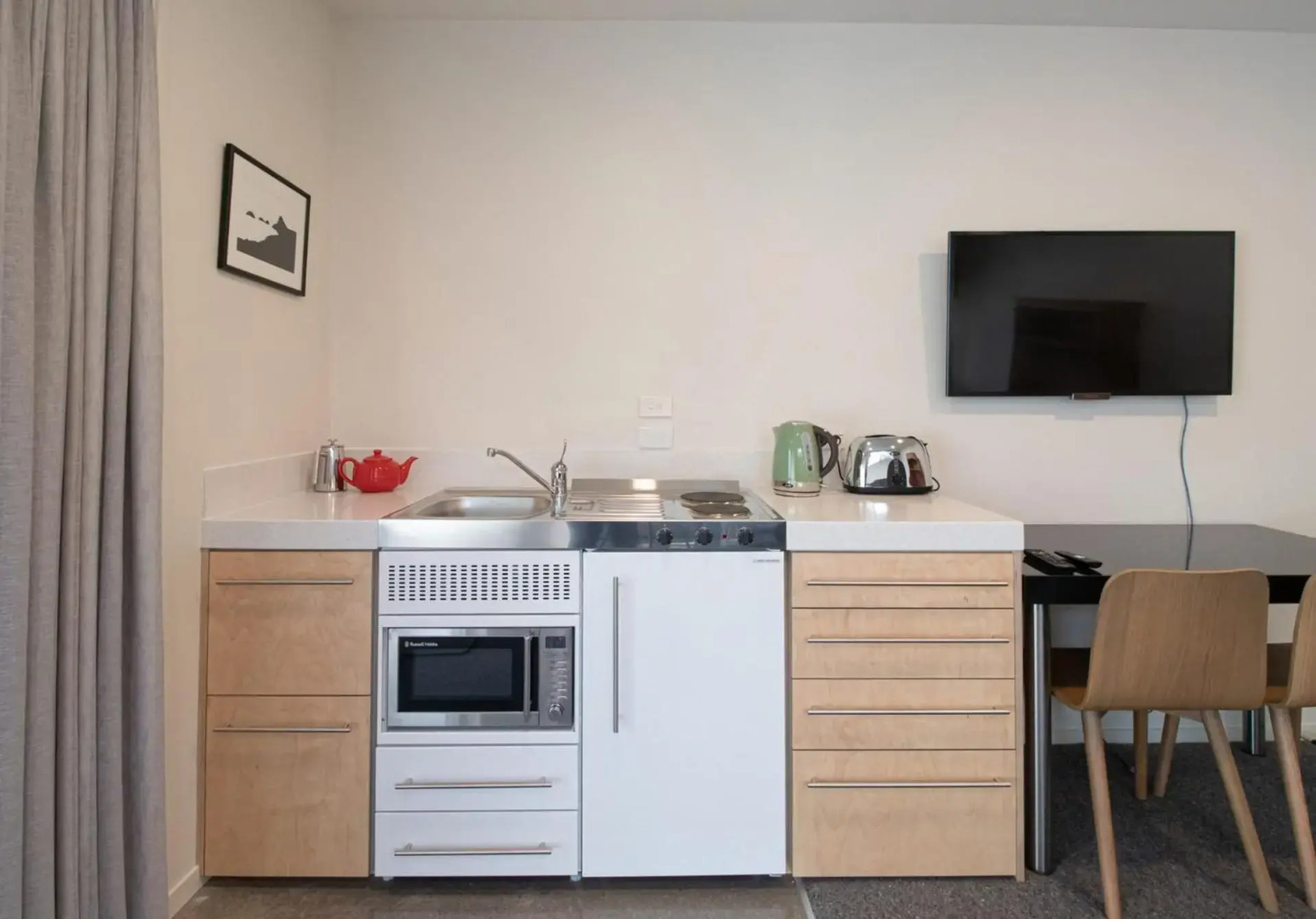 By The Sea On Sackville - Brand New Apartment