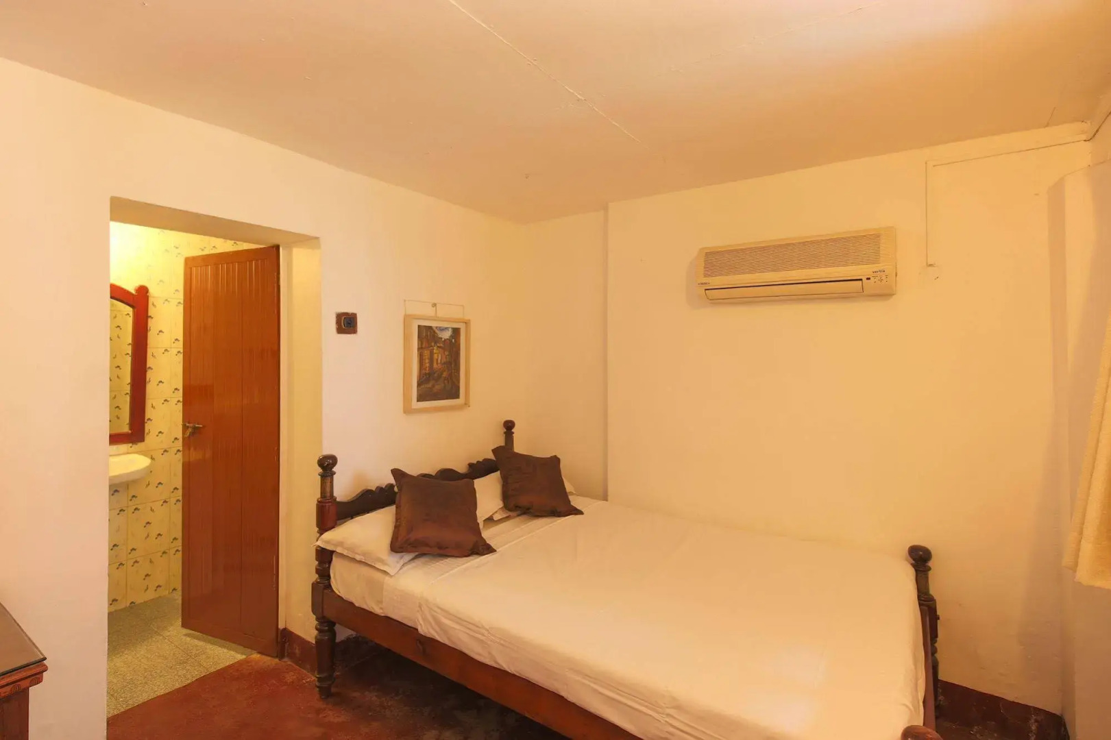 Rossitta Wood Castle