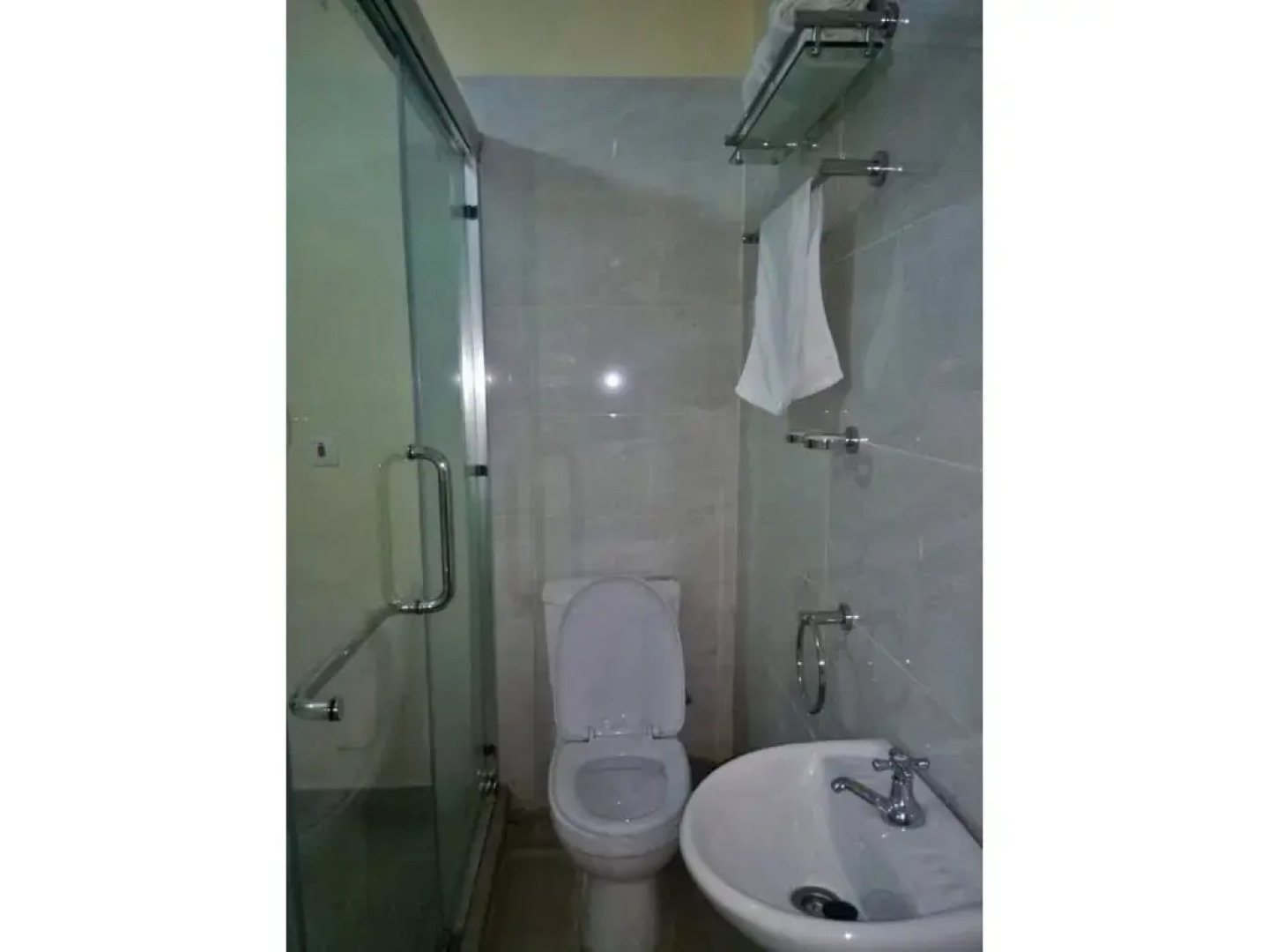 Olive or Twist Lounge