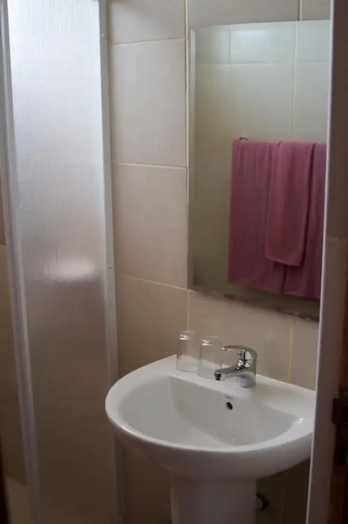 Room-beautiful Deluxe Double Room in the