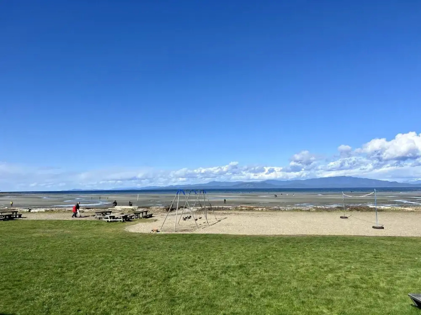 Sea Edge Beachside Hotel