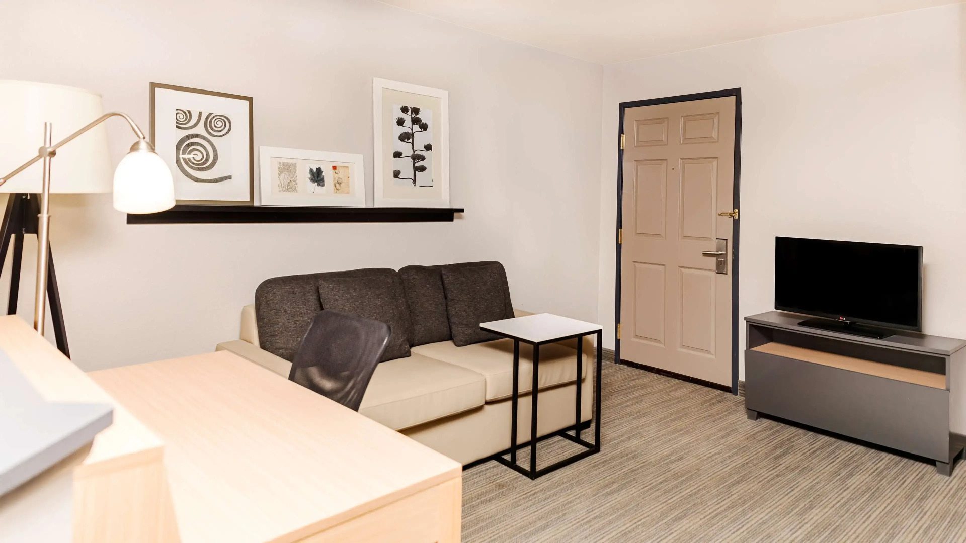 Country Inn & Suites by Radisson, Appleton Airport - Fox River Mall Area