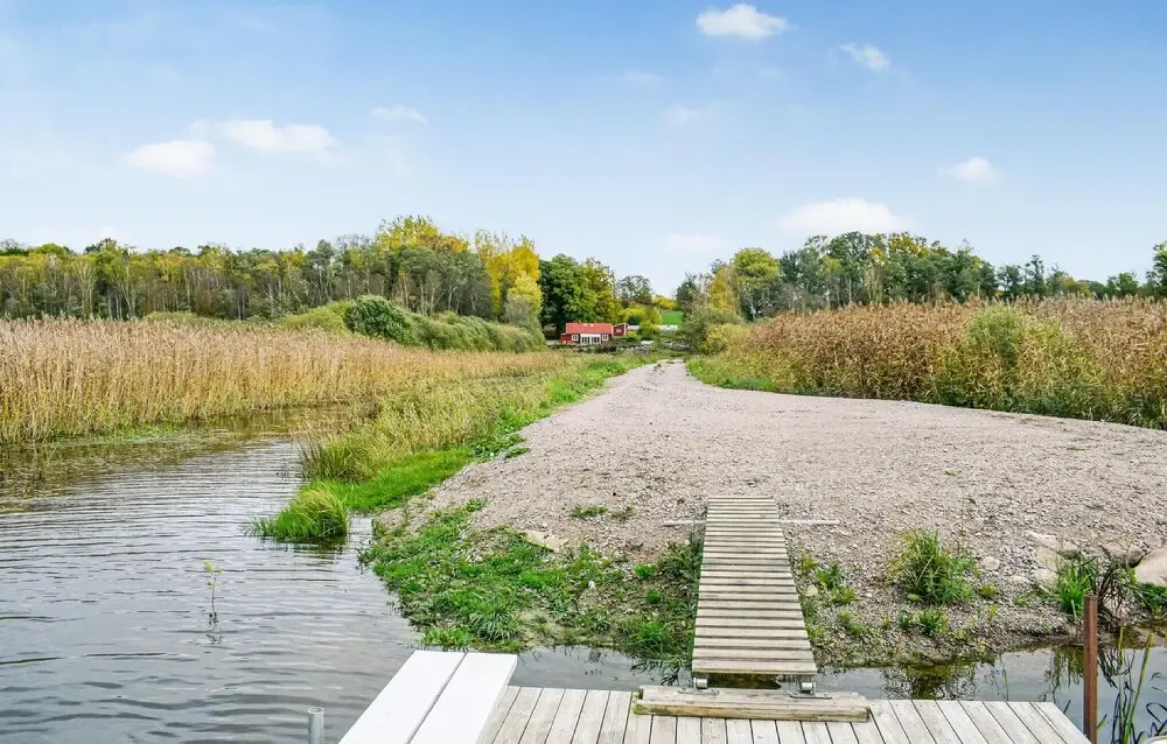 Nice Home in Tranås With 3 Bedrooms and Wifi