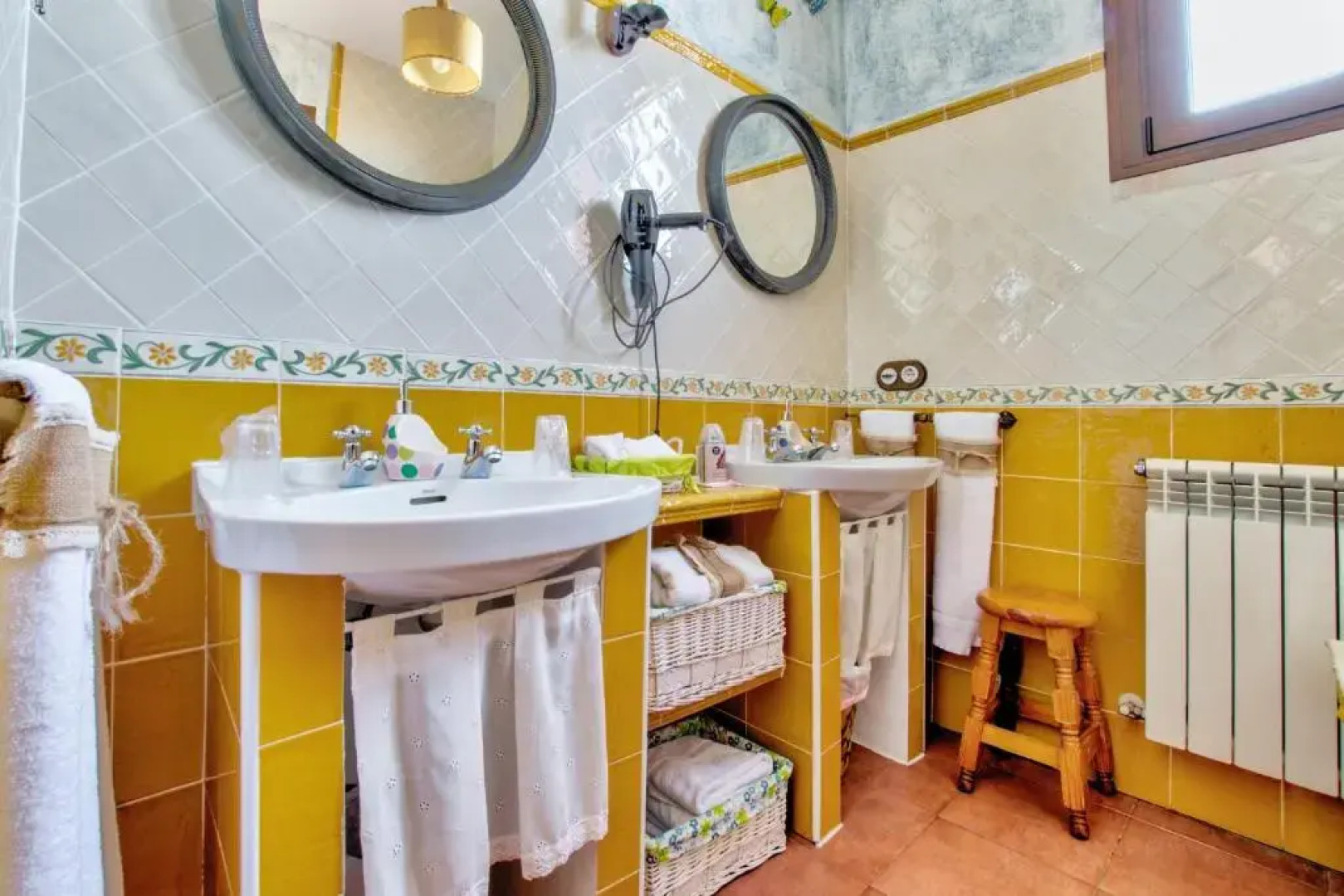 5 bedrooms villa with private pool and wifi at Ruidera